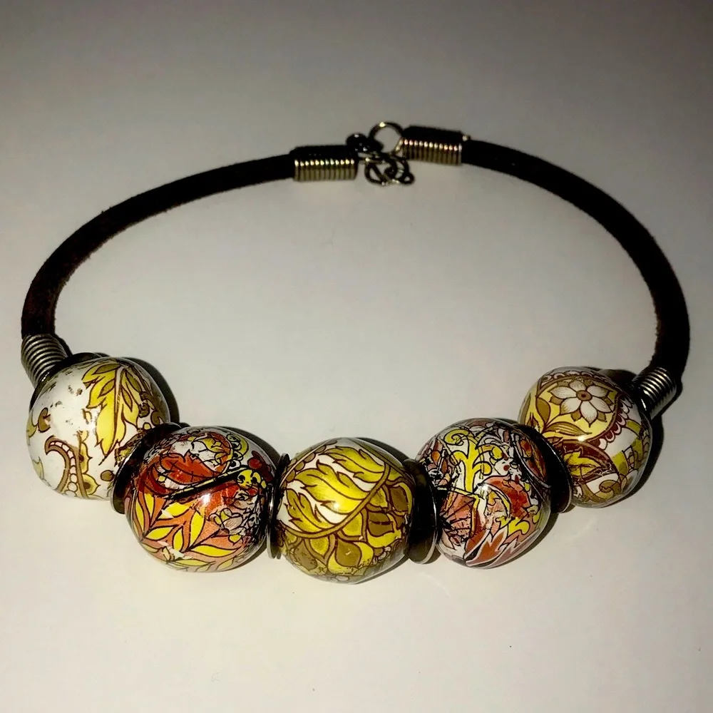 Choker large Venetian hand made beads vintage seventies colors cool on your neck